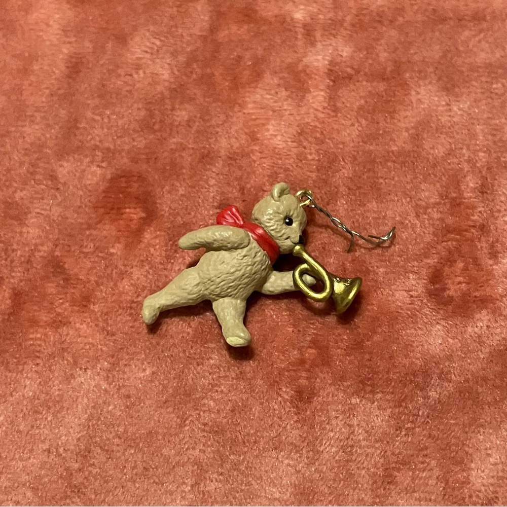 Vintage Hallmark Keepsake Miniature March Of The Teddy Bears Ornament
